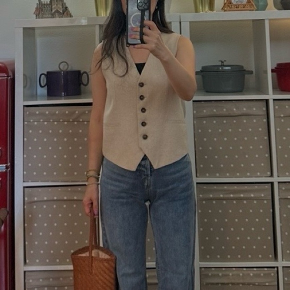 Zara Neutral Beige Buttoned Linen-Blend Vest